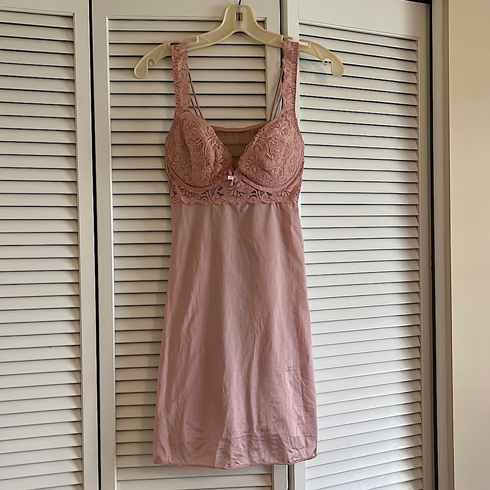 Short pink lace bodice nightgown